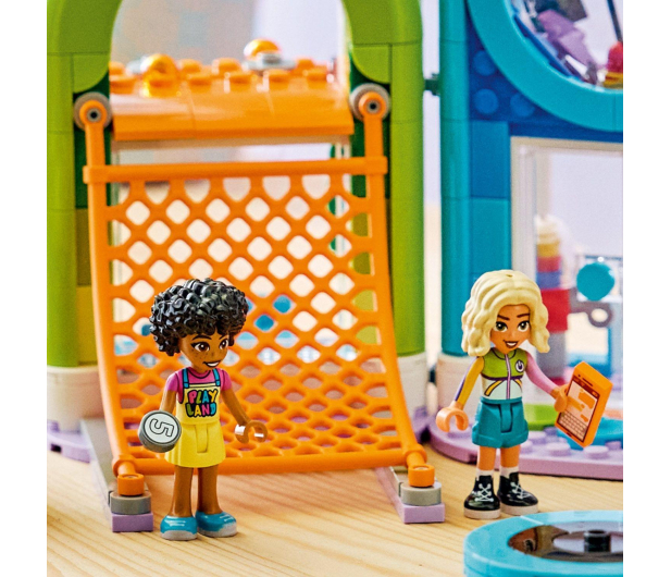 LEGO FRIENDS 42686 Niezwykła sala zabaw - 1473464 - zdjęcie 6